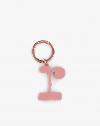粉色LOGO R字母钥匙扣